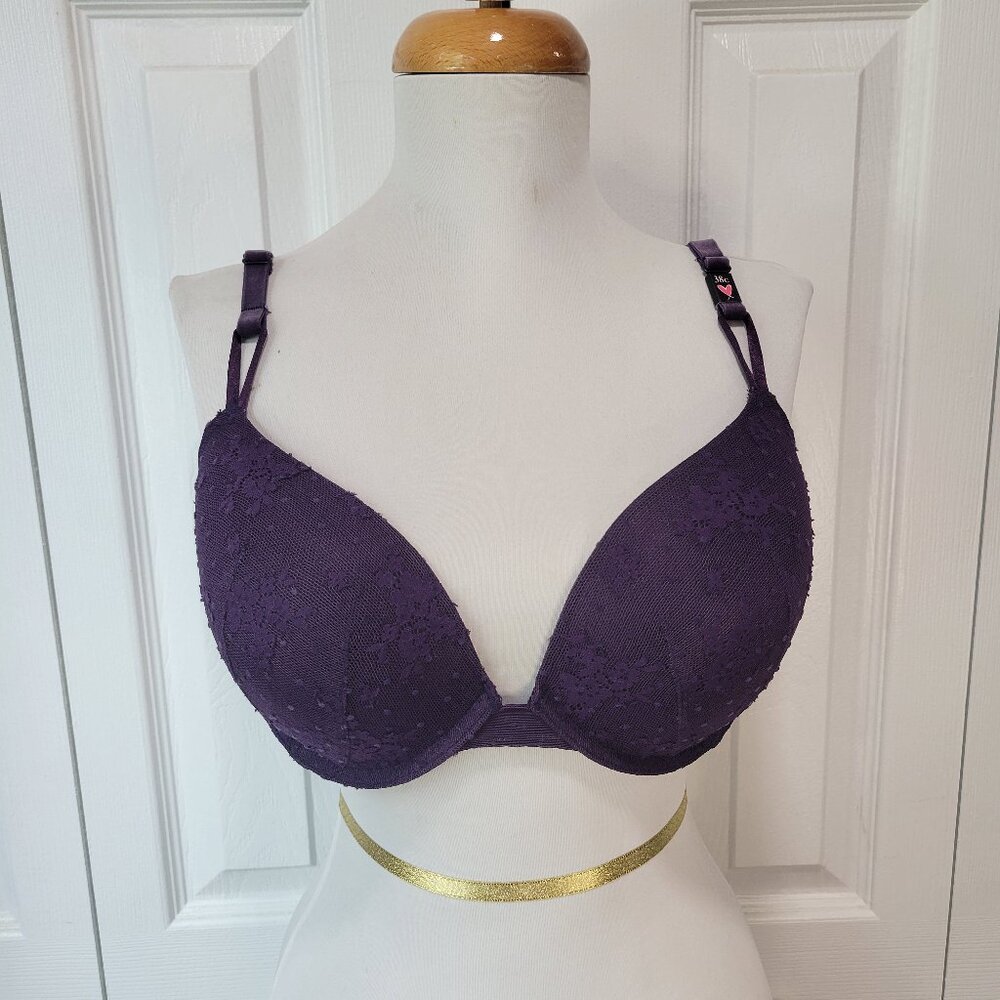 VICTORIA'S SECRET Purple Floral Flocked Lace Dot Push-Up Underwire Bra 38C NWT